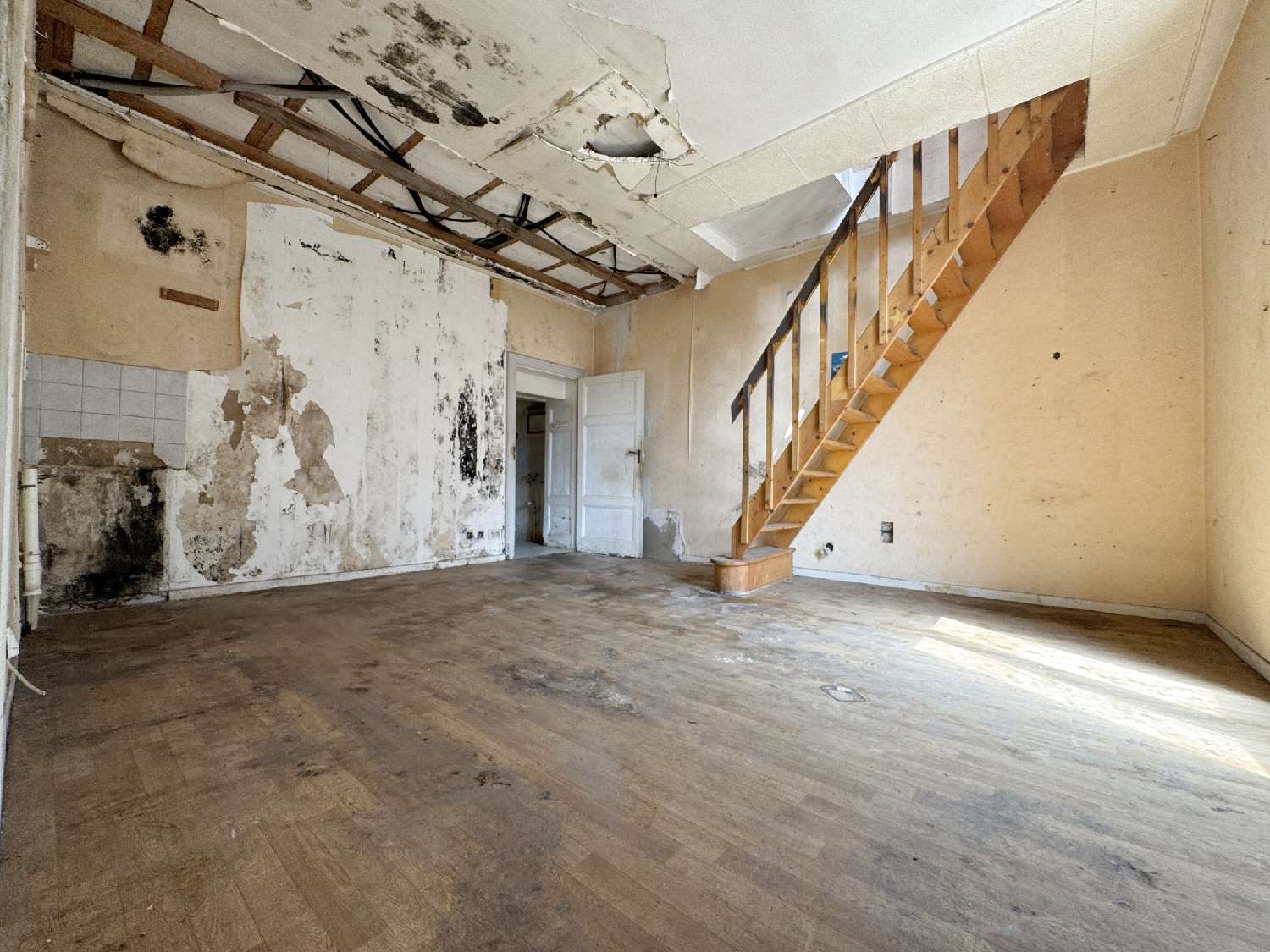 à vendre batiment Mélisey Haute-Saône 7