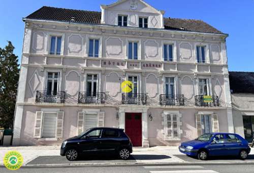 Néris-les-Bains Allier gebouw foto 7408169