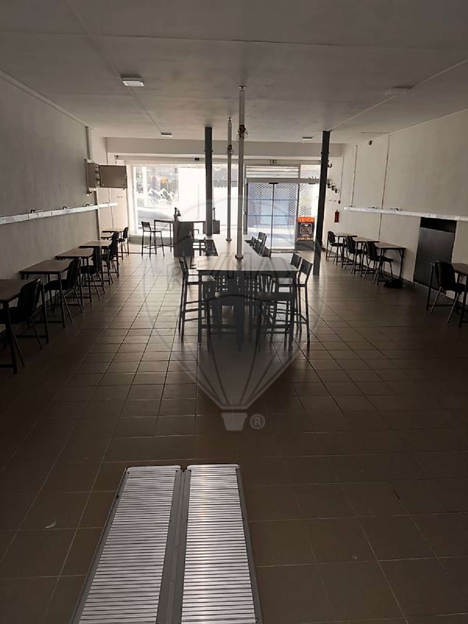 à vendre batiment Nevers Nièvre 5