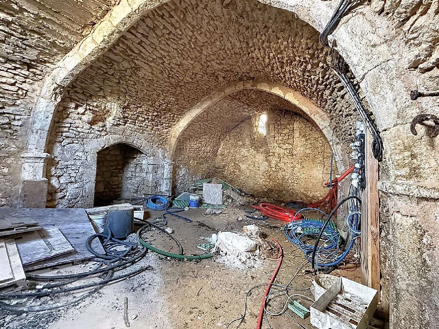 à vendre batiment Provins Seine-et-Marne 6