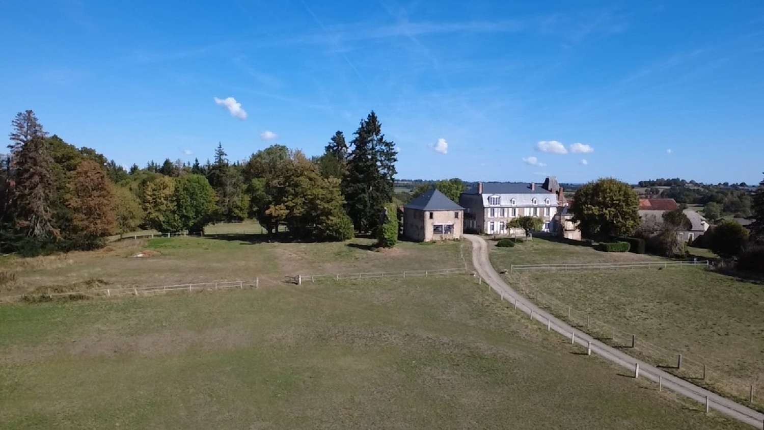  à vendre château Aigurande Indre 2
