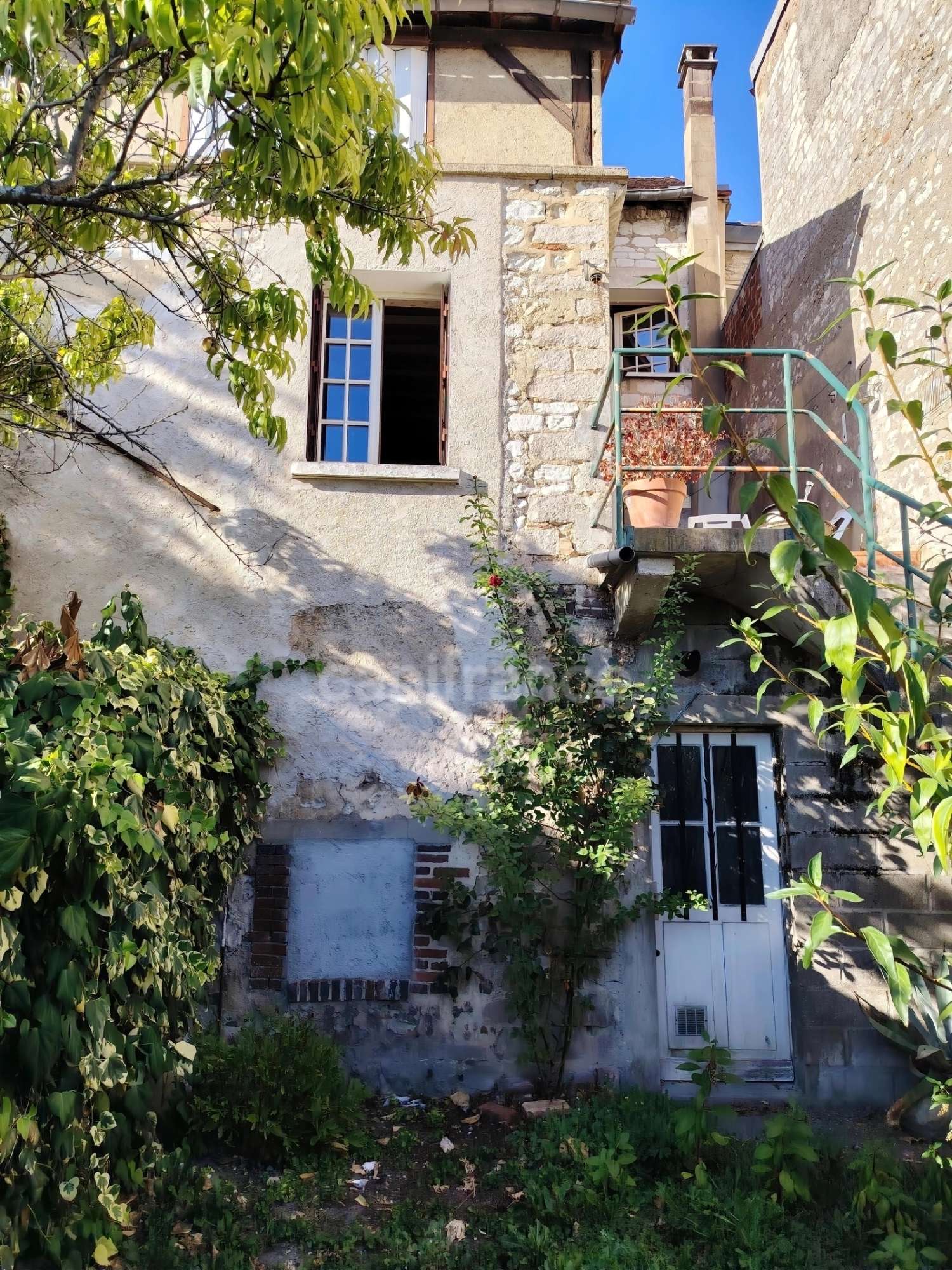 for sale city house Joigny Yonne 3