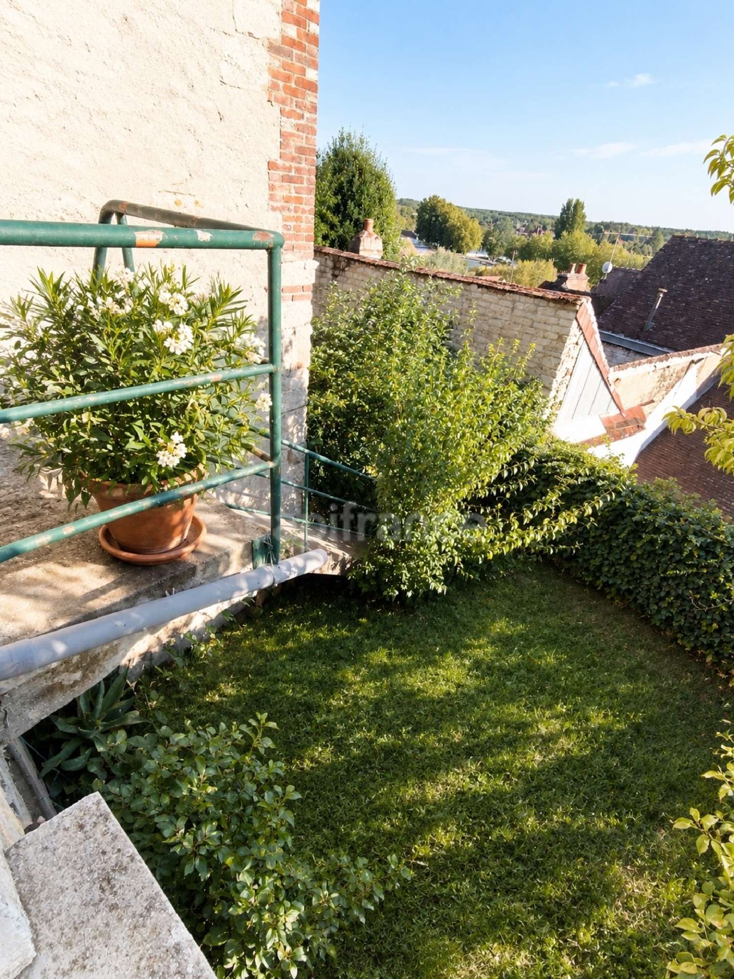for sale city house Joigny Yonne 6
