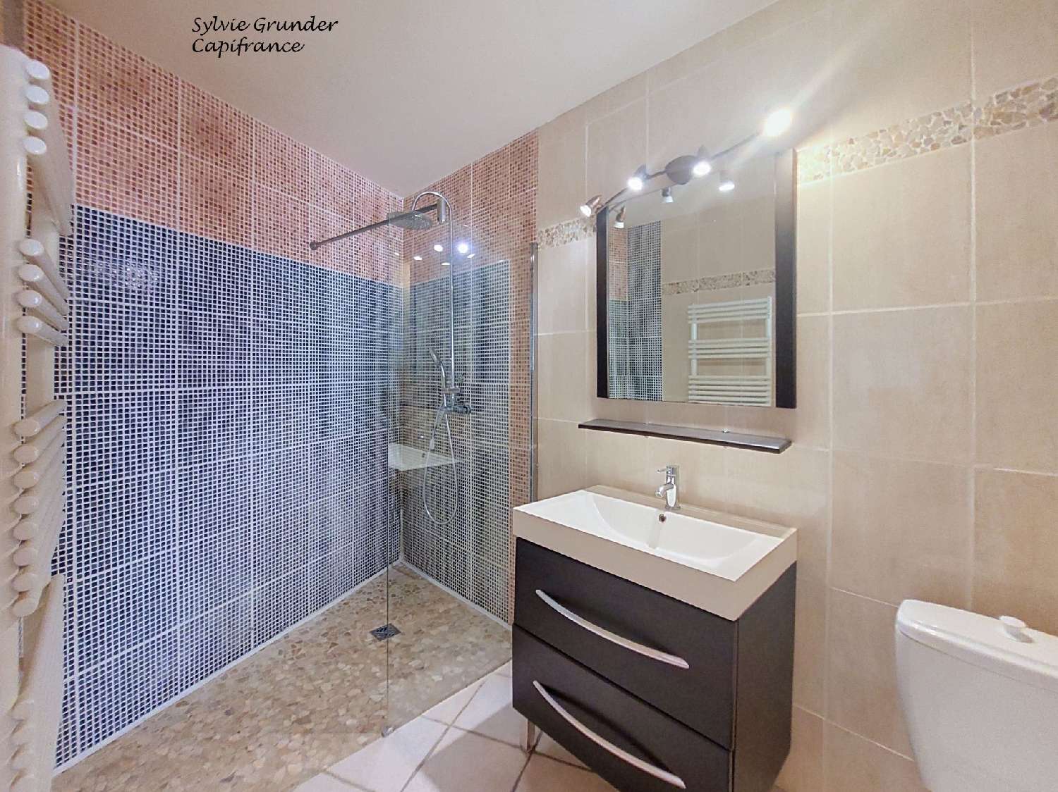 à vendre maison de ville Miramas Bouches-du-Rhône 4