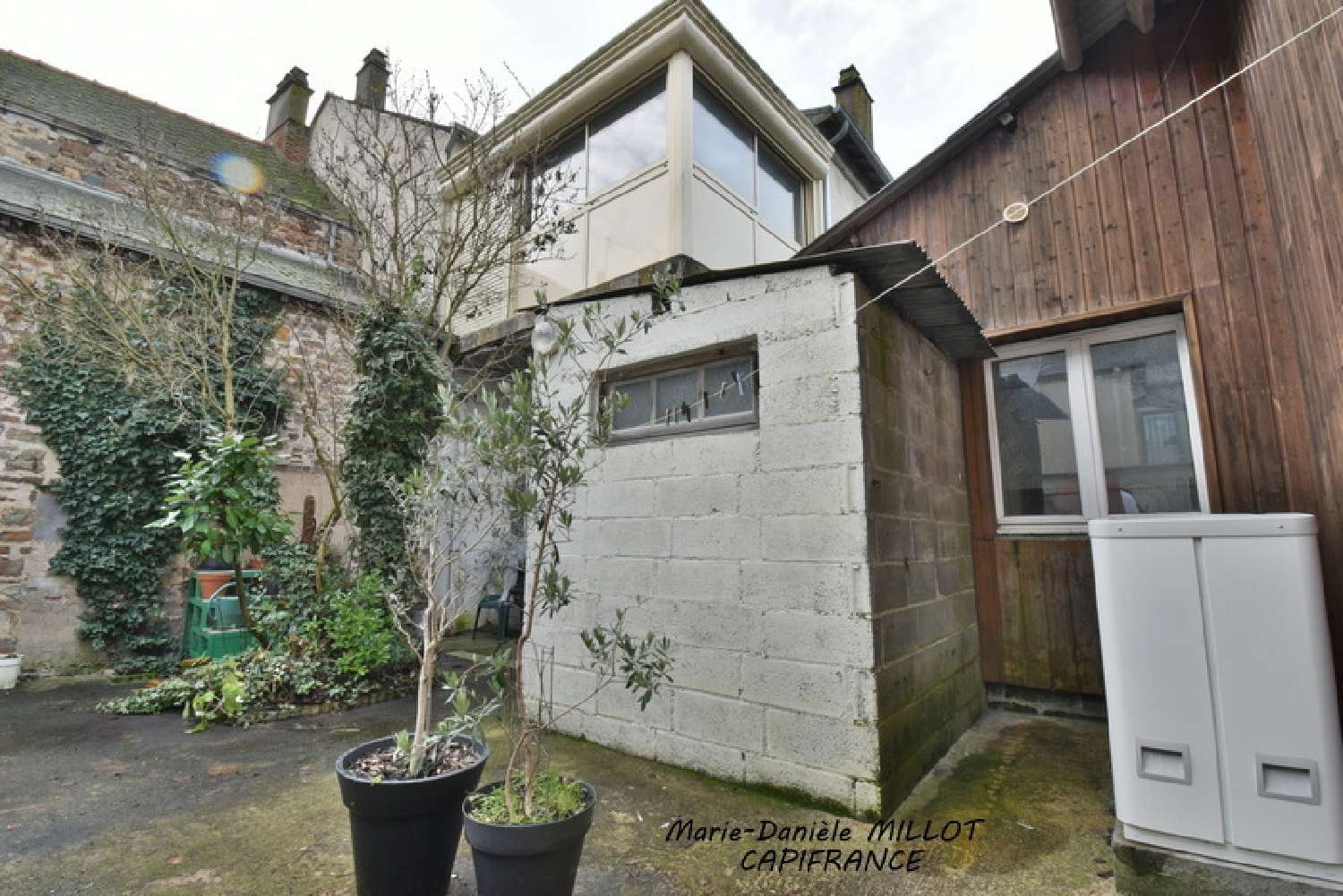 for sale city house Montsûrs Mayenne 8