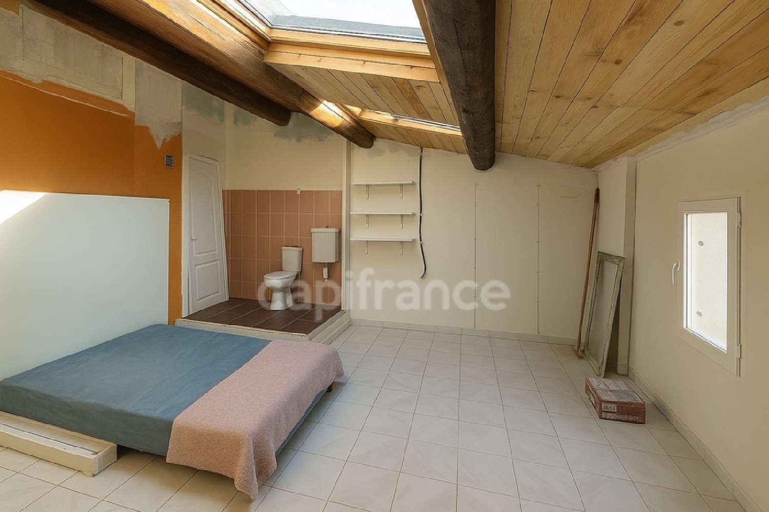 for sale city house Saint-Gilles Gard 4