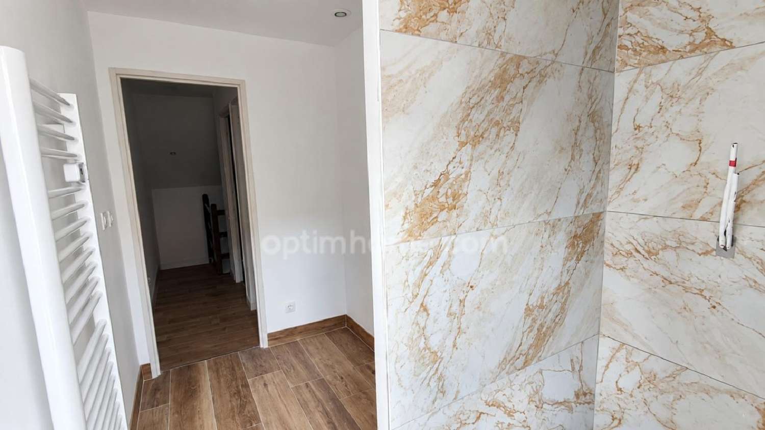 te koop stadshuis Saint-Quentin Aisne 6