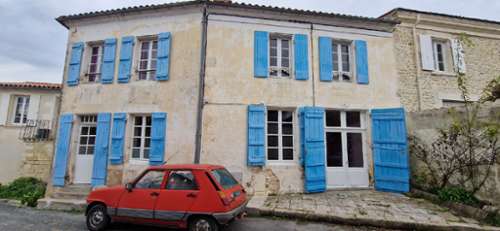 Tonnay-Boutonne Charente-Maritime Stadthaus Bild 7417044