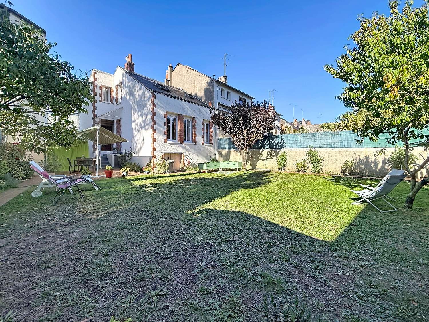 te koop stadshuis Tours Indre-et-Loire 1