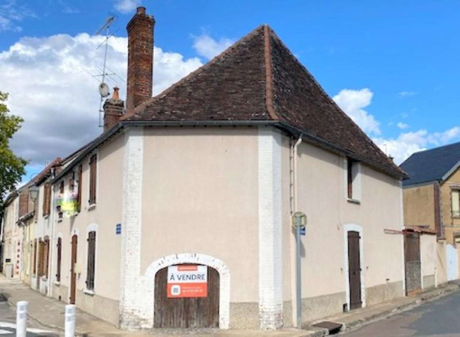for sale city house Villeneuve-sur-Yonne Yonne 1