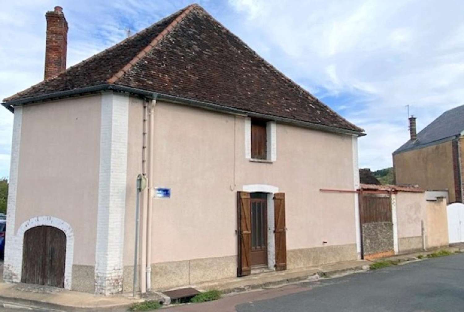 for sale city house Villeneuve-sur-Yonne Yonne 2