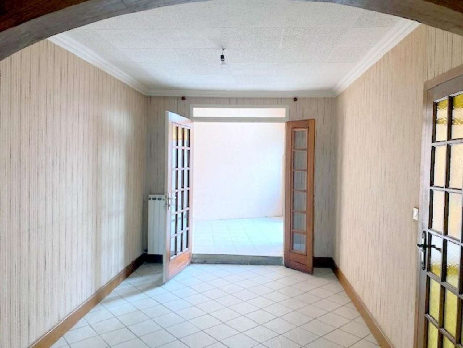 for sale city house Villeneuve-sur-Yonne Yonne 4
