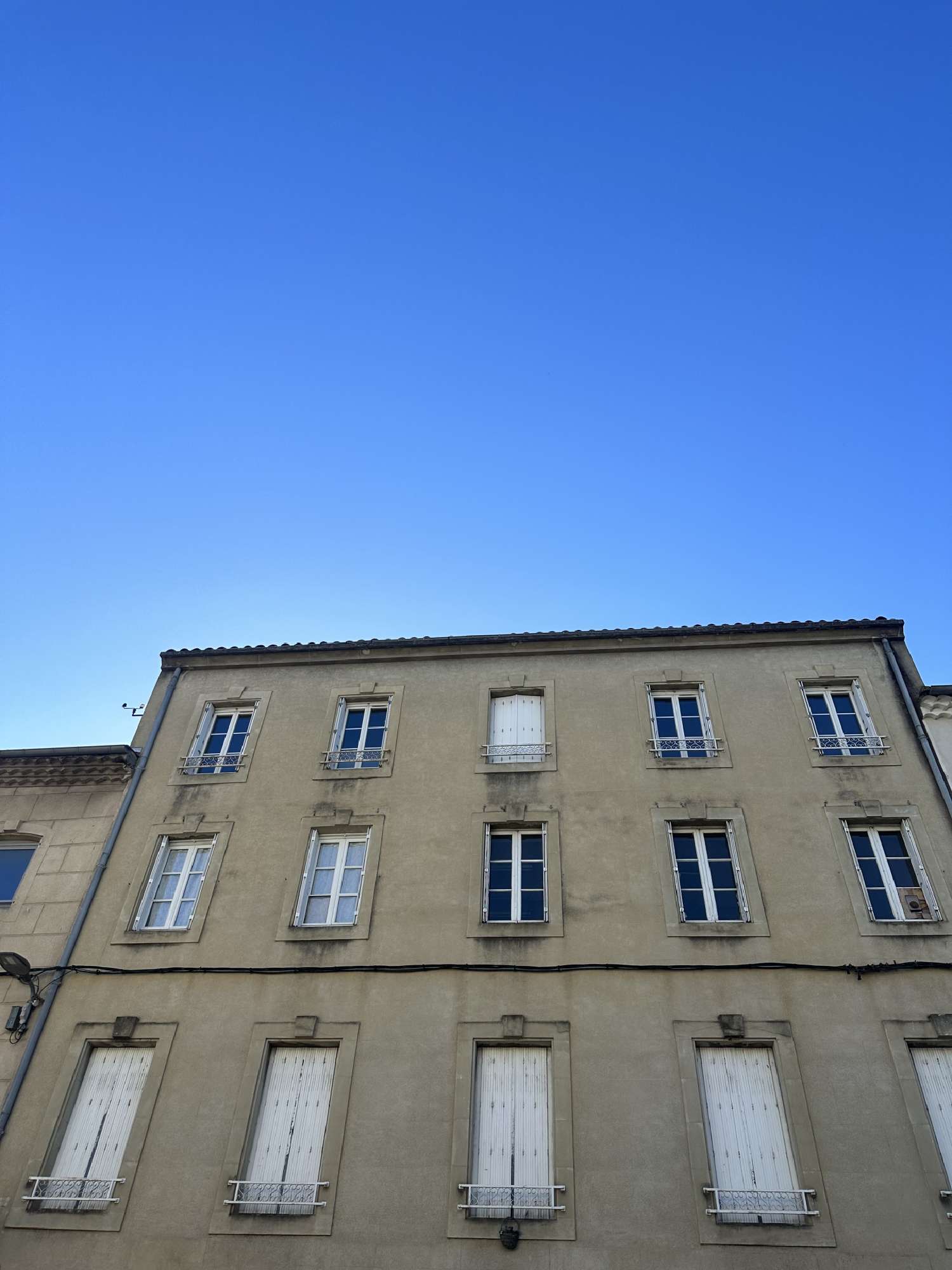  à vendre commerce Alès Gard 5