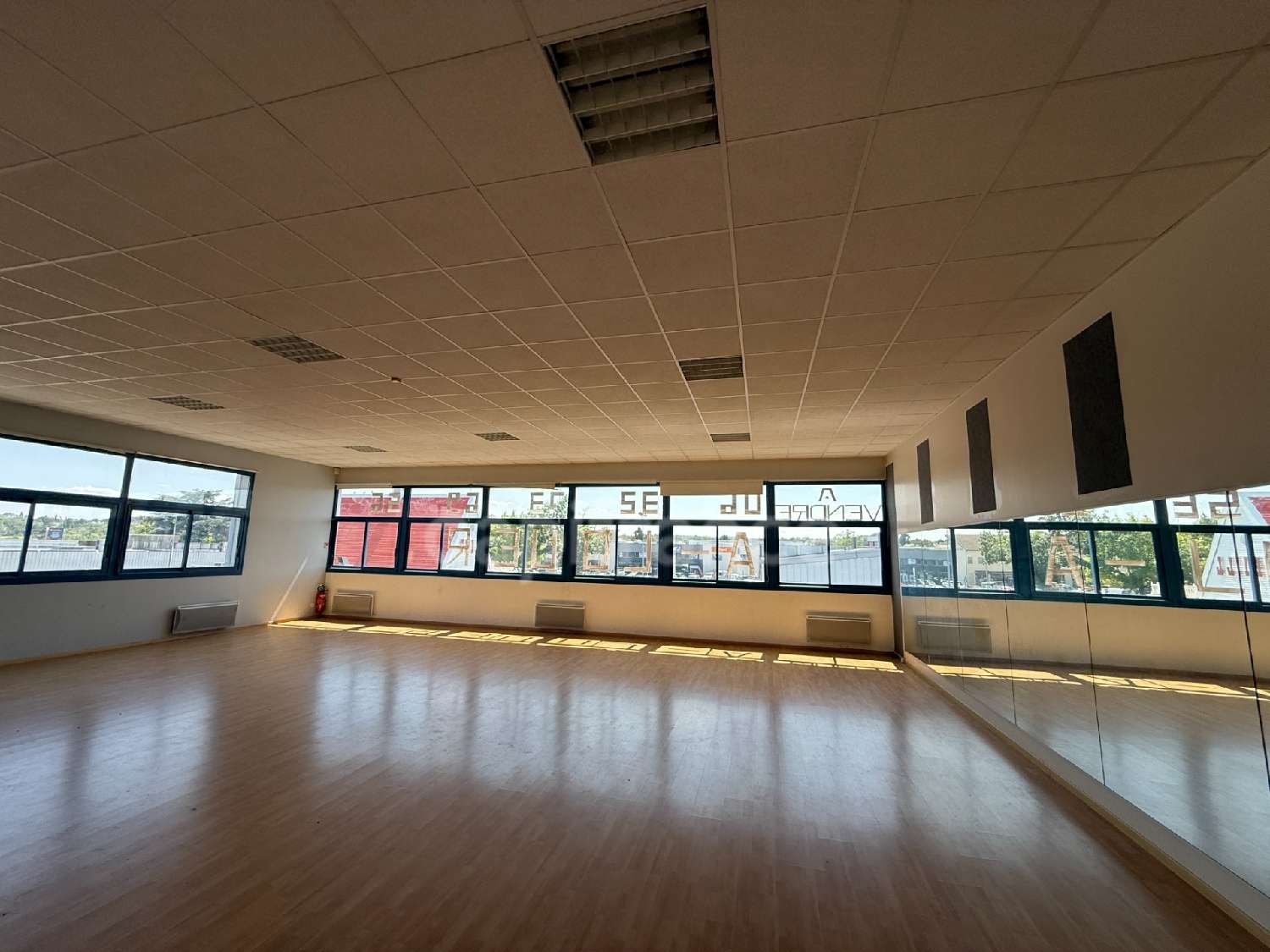  en venta local comercial Orgeval Yvelines 6