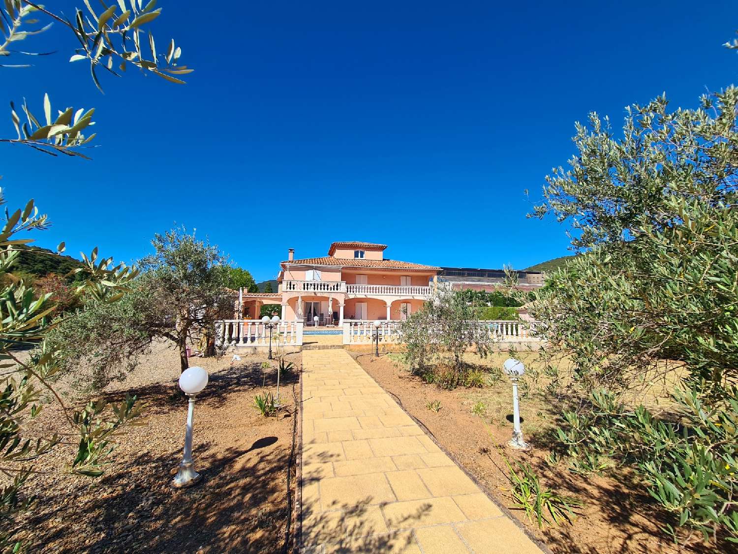 à vendre maison indépendant Roquebrun Hérault 4