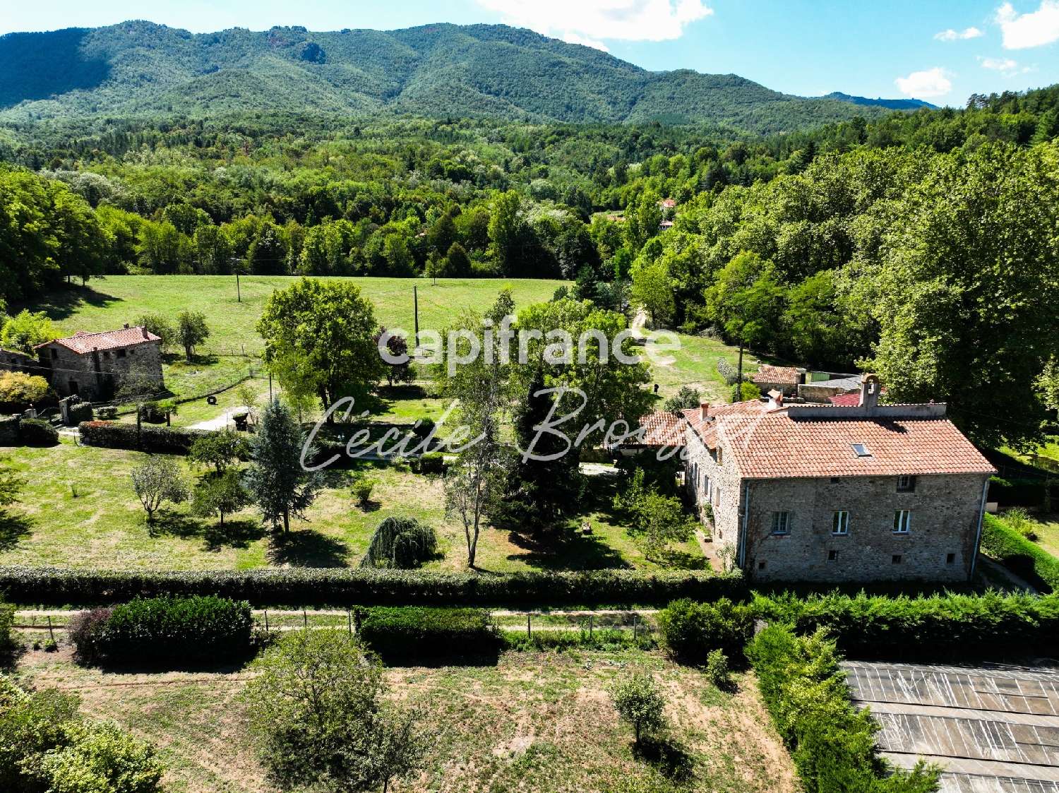 en venta finca rústica Saint-Laurent-de-Cerdans Pirineo Oriental 1