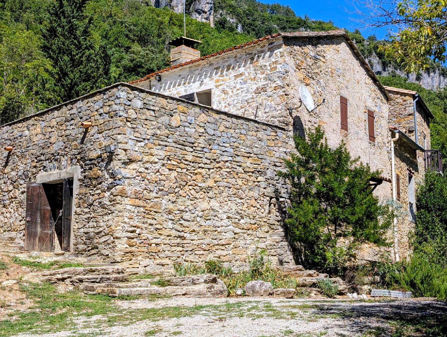 te koop boerderij Gorniès Hérault 2