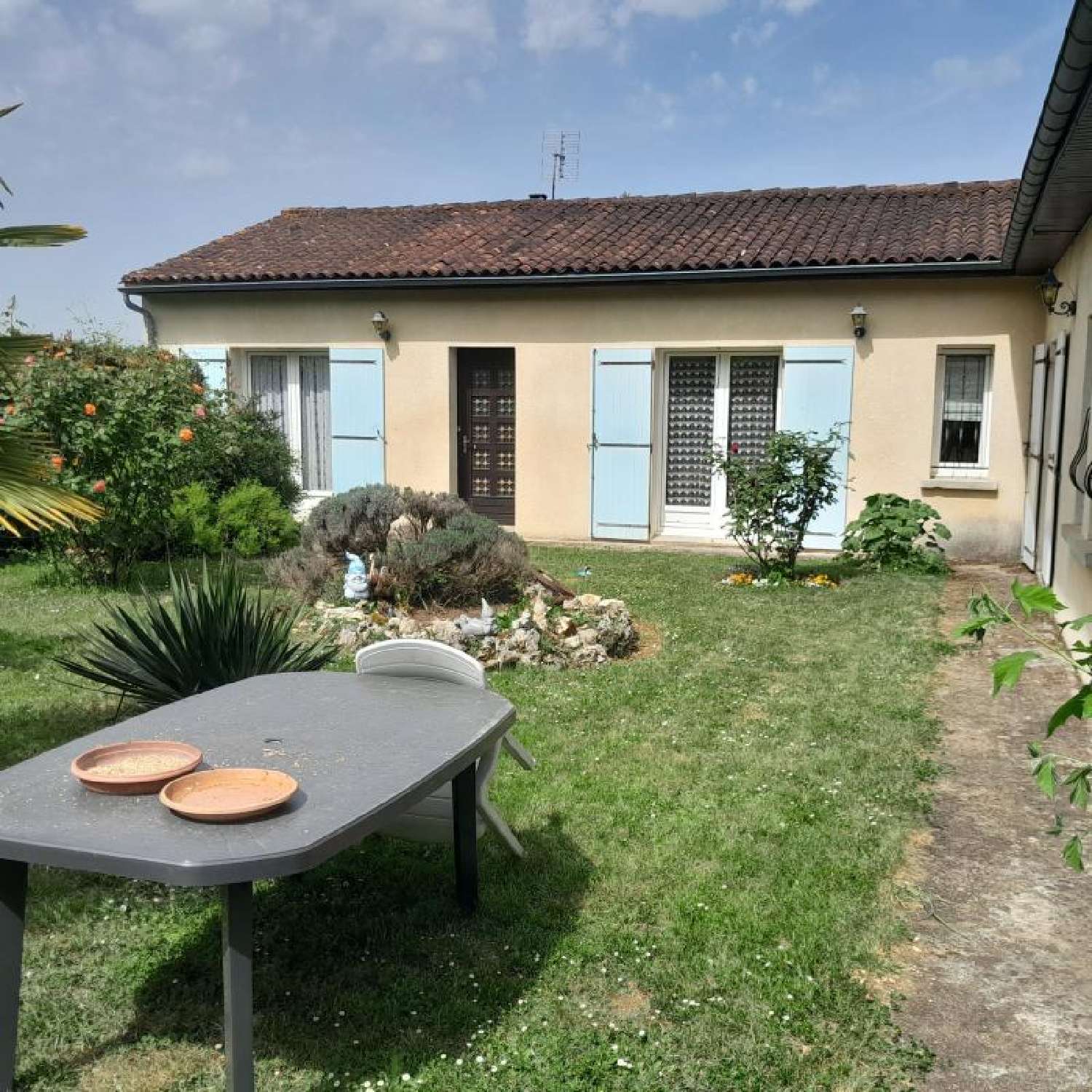 for sale house Aigre Charente 8