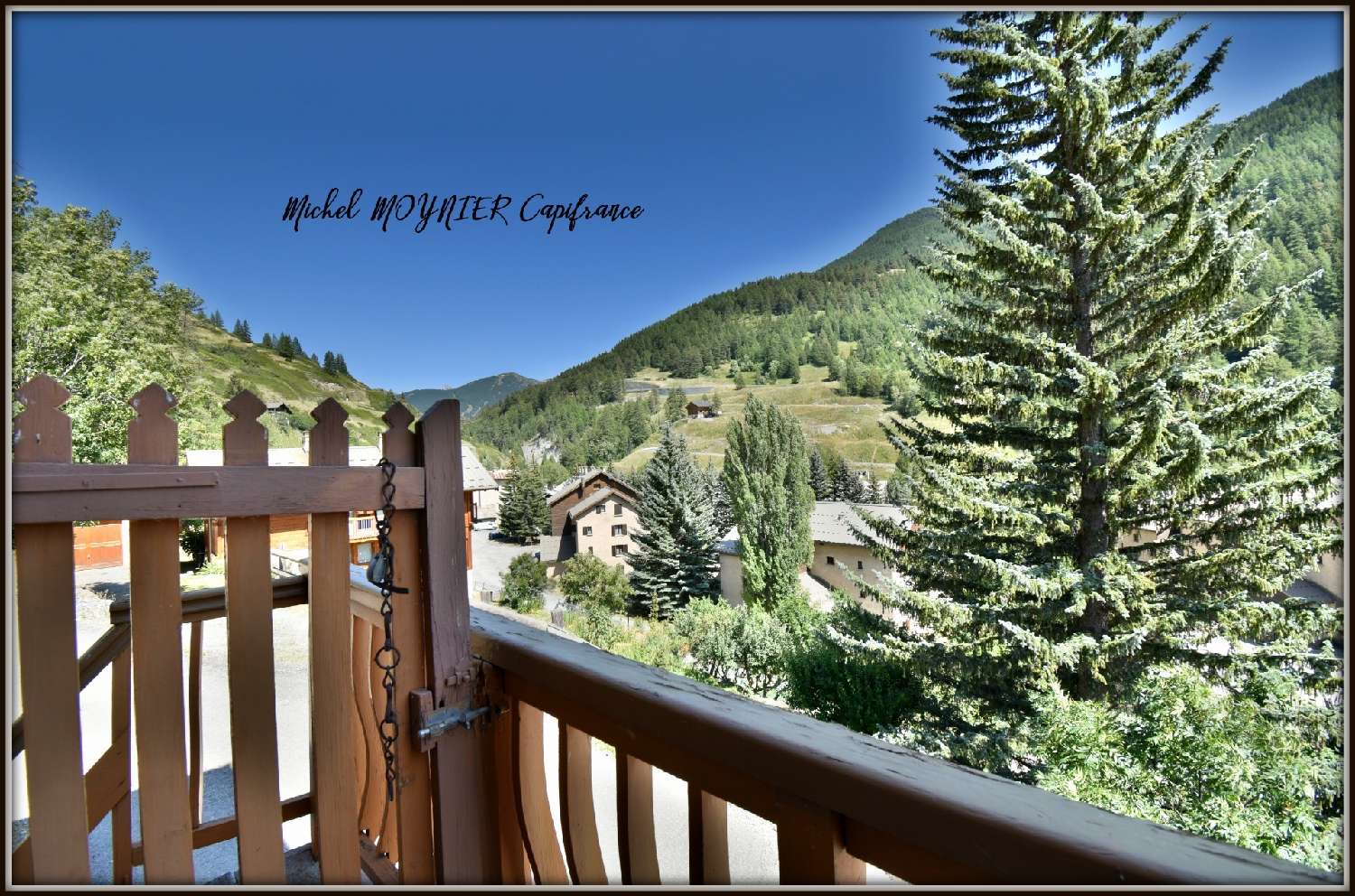 for sale house Aiguilles Hautes-Alpes 8