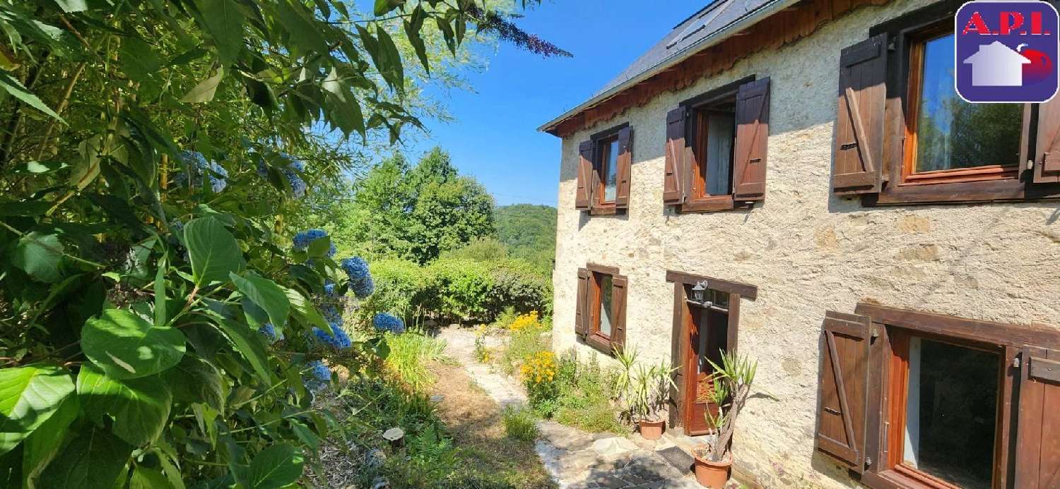 te koop huis Aleu Ariège 1