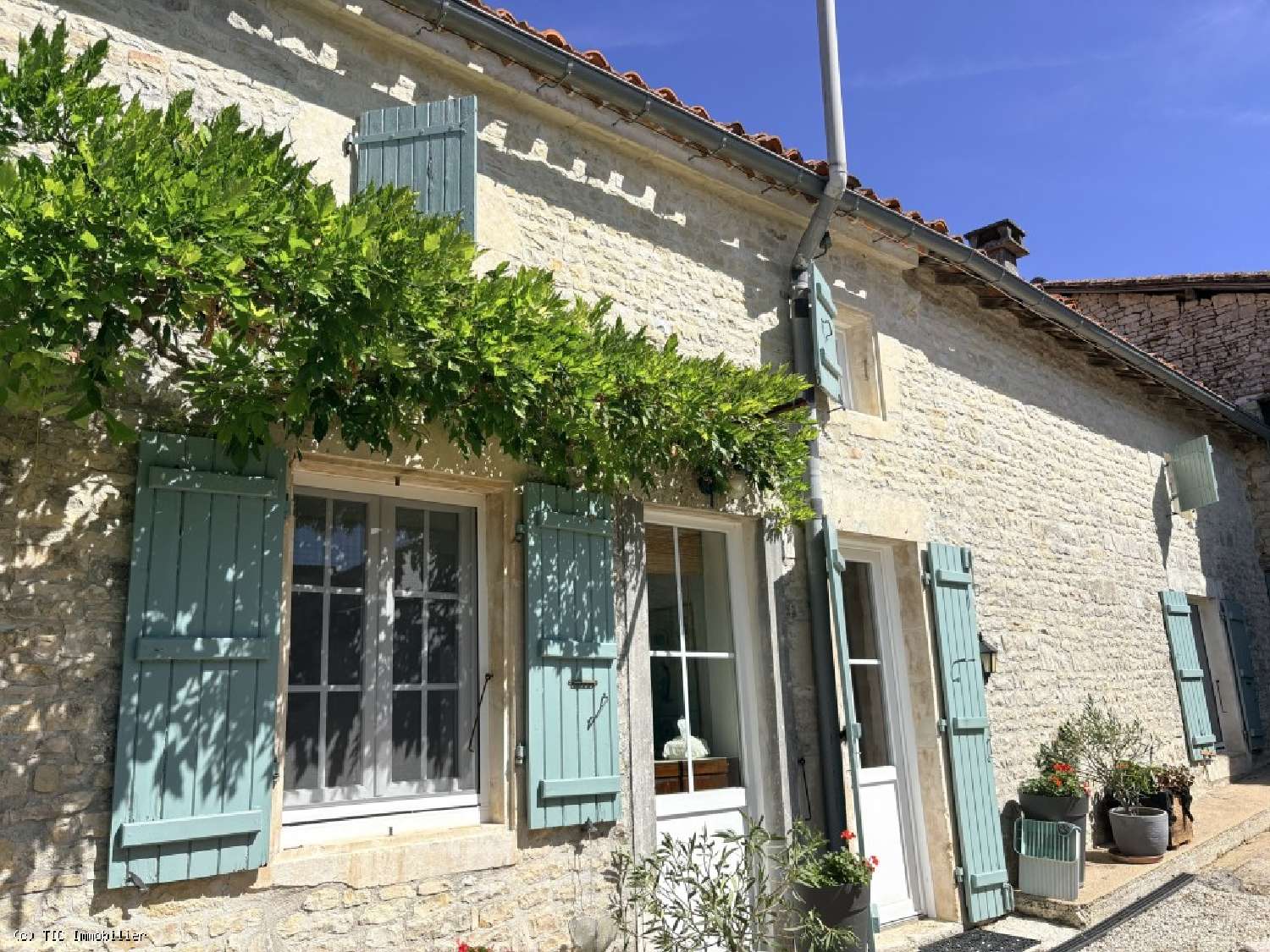 à vendre maison Aunac Charente 2