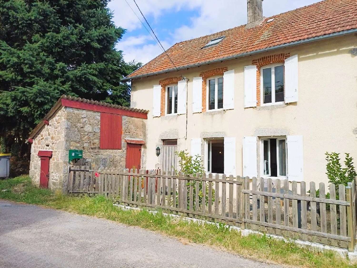  for sale house Auzances Creuse 1
