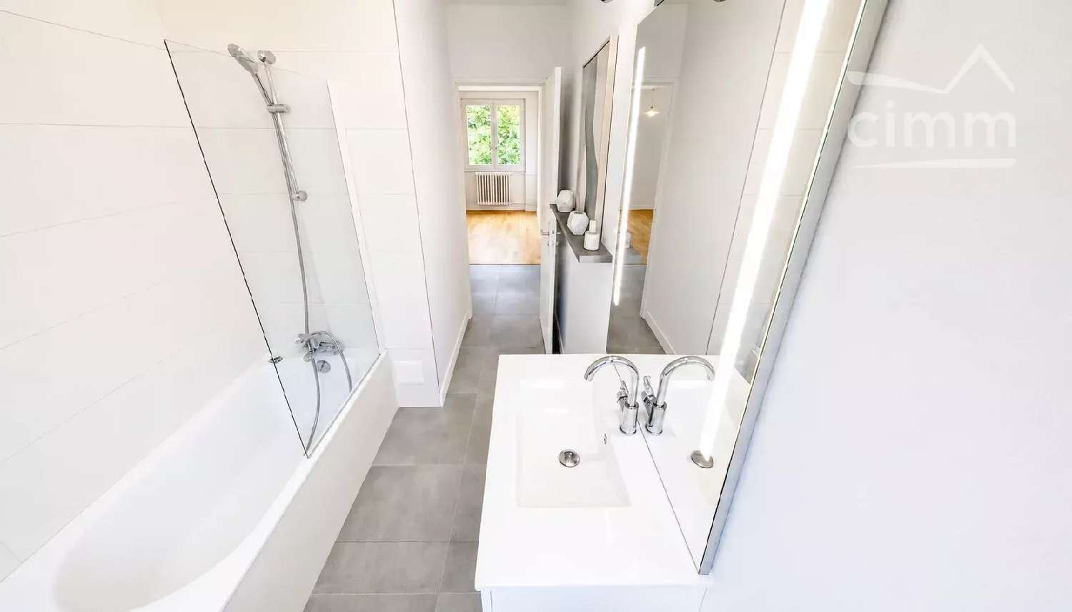  à vendre maison Bron Rhône 3