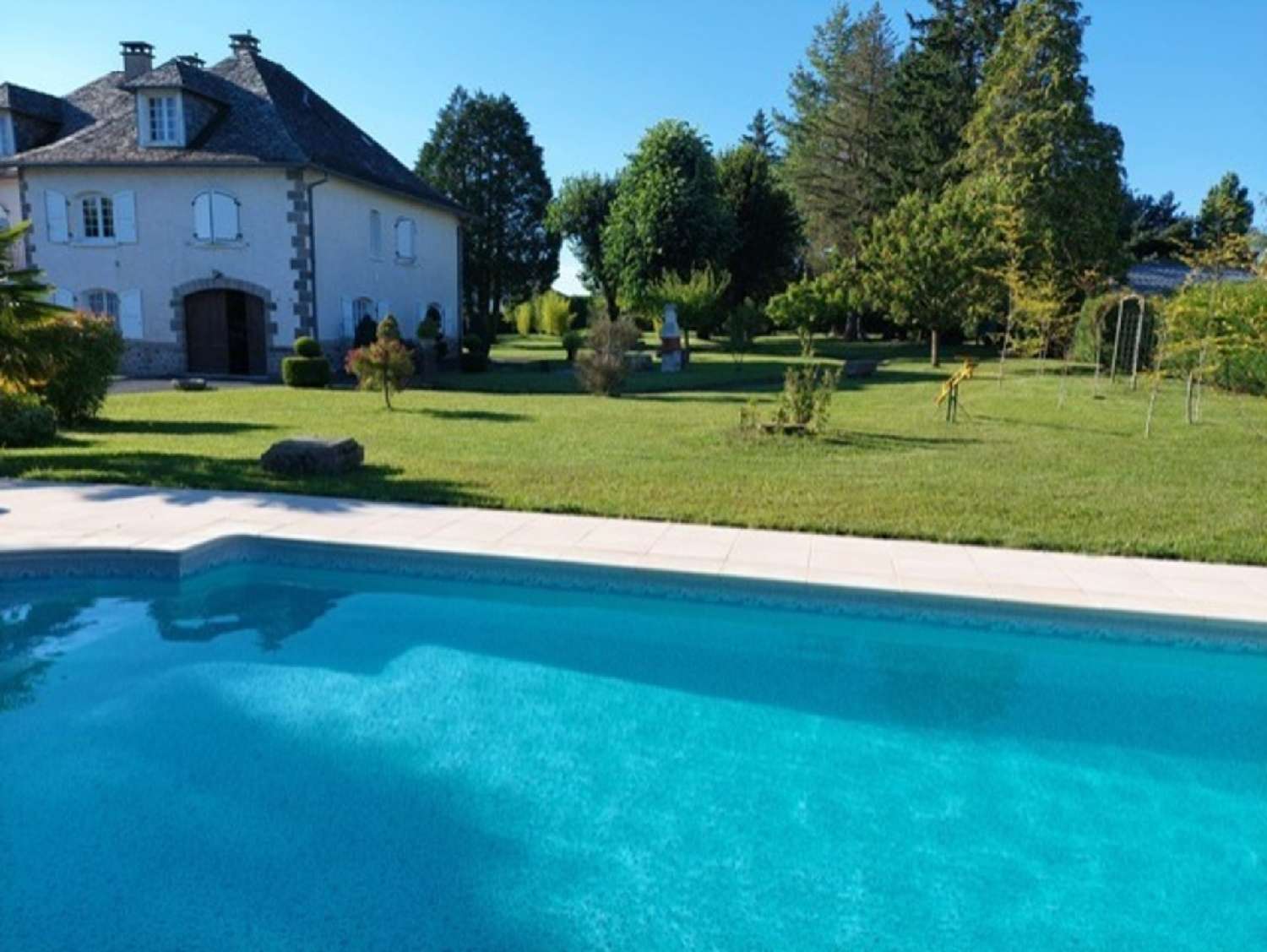 à vendre maison Carlat Cantal 1