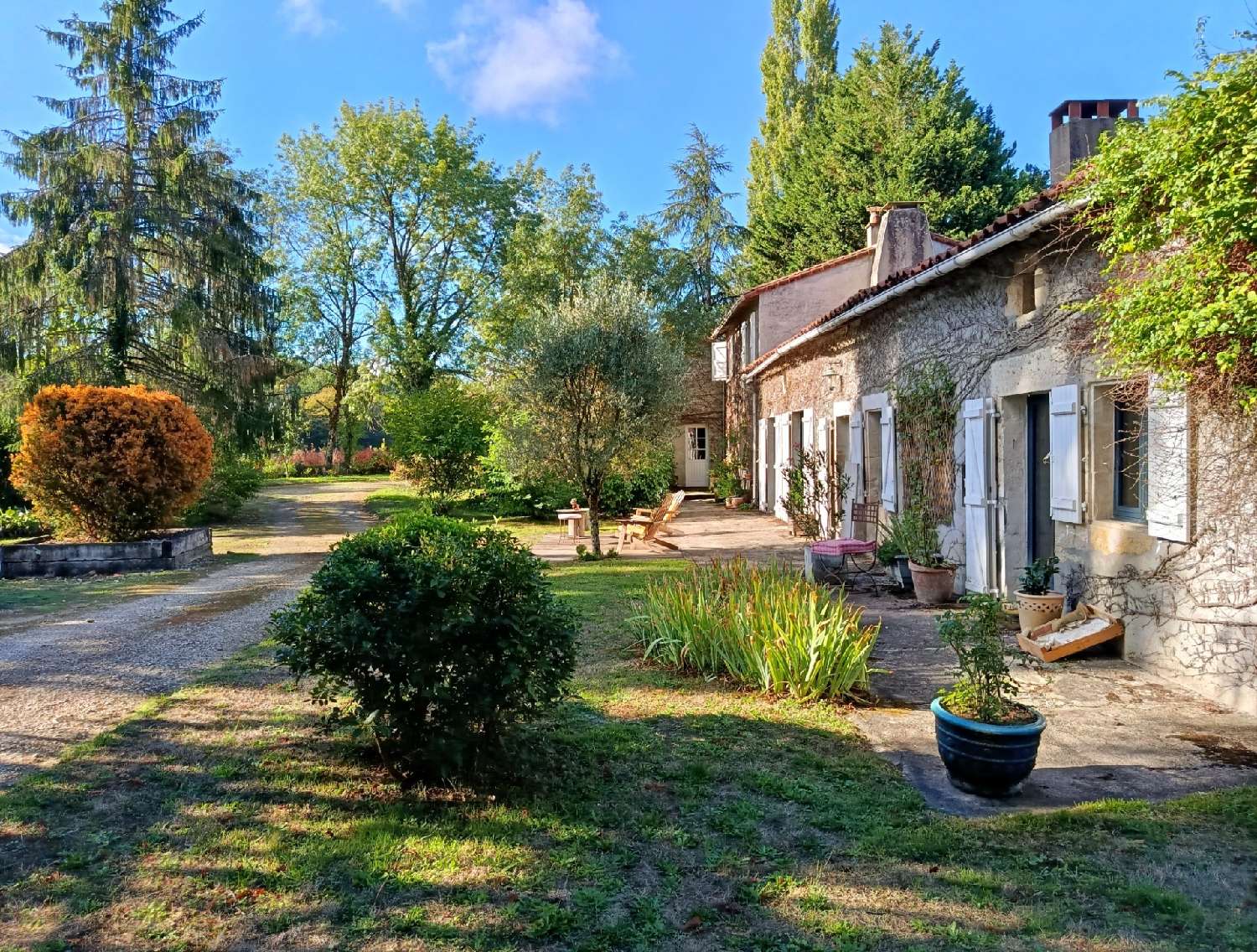  for sale house Chantecorps Deux-Sèvres 1