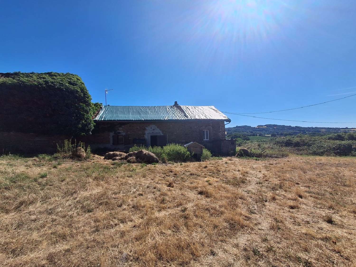 for sale house Châteauneuf-la-Forêt Haute-Vienne 2