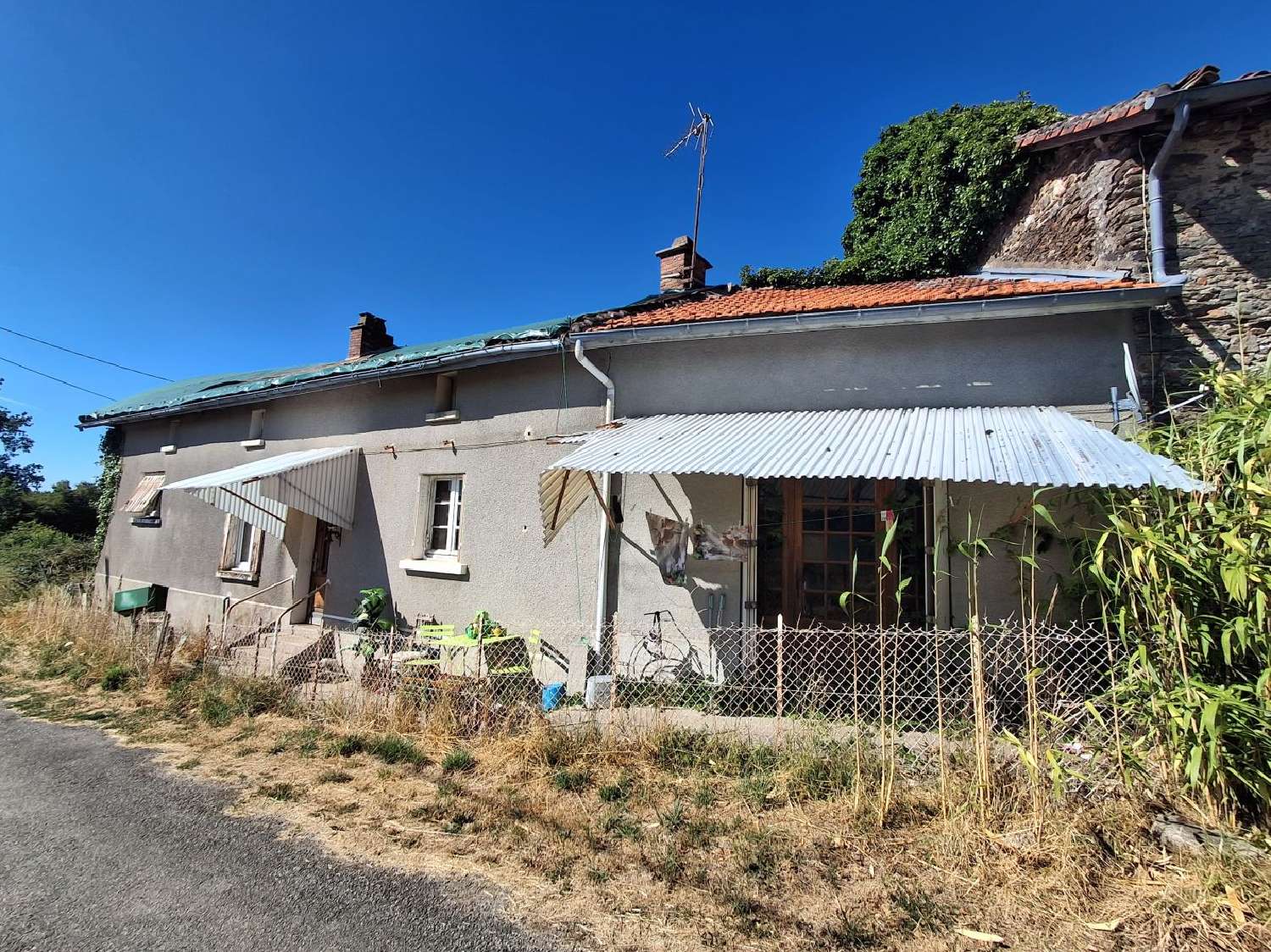 for sale house Châteauneuf-la-Forêt Haute-Vienne 3