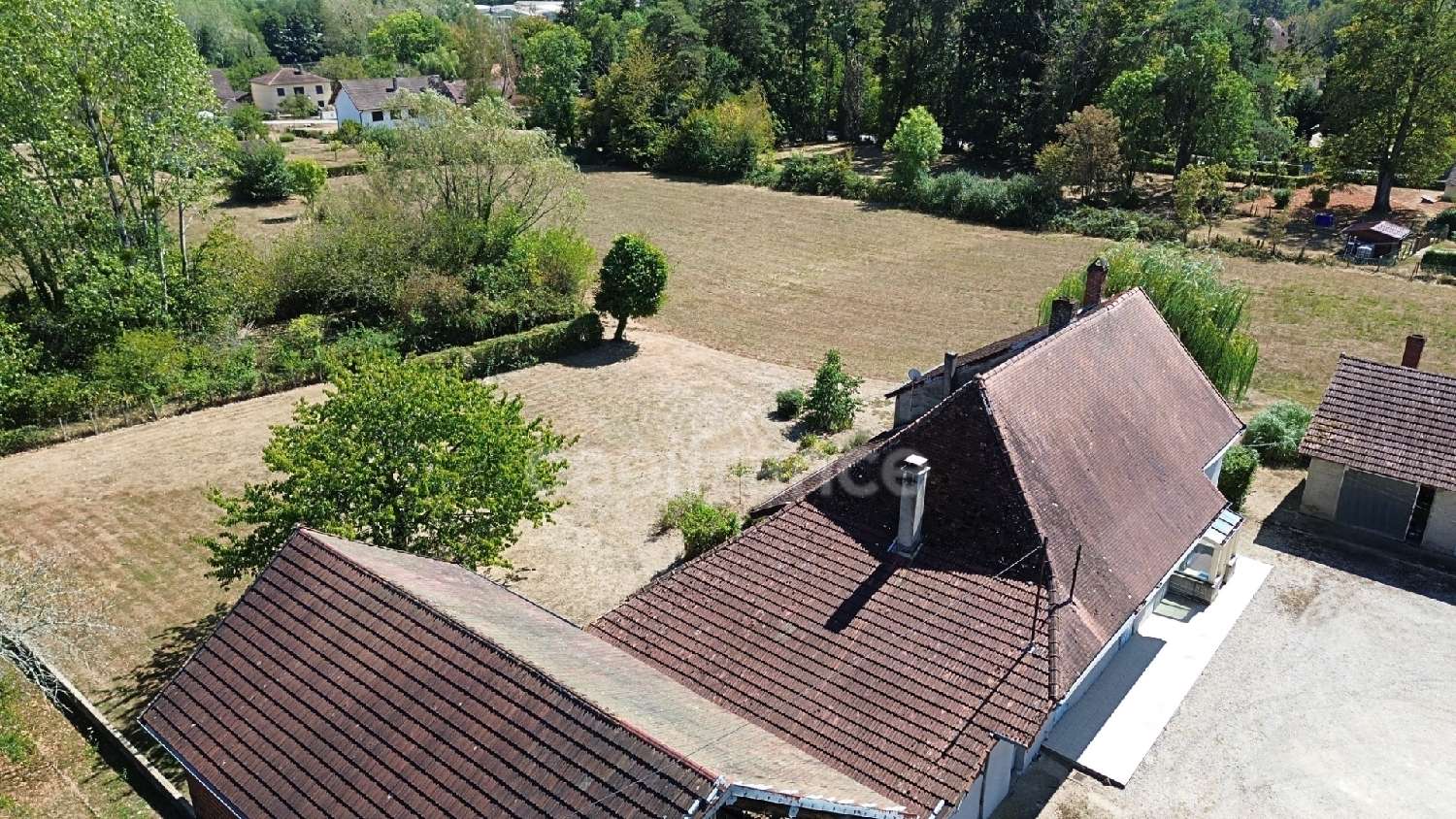 te koop huis Commenailles Jura 2