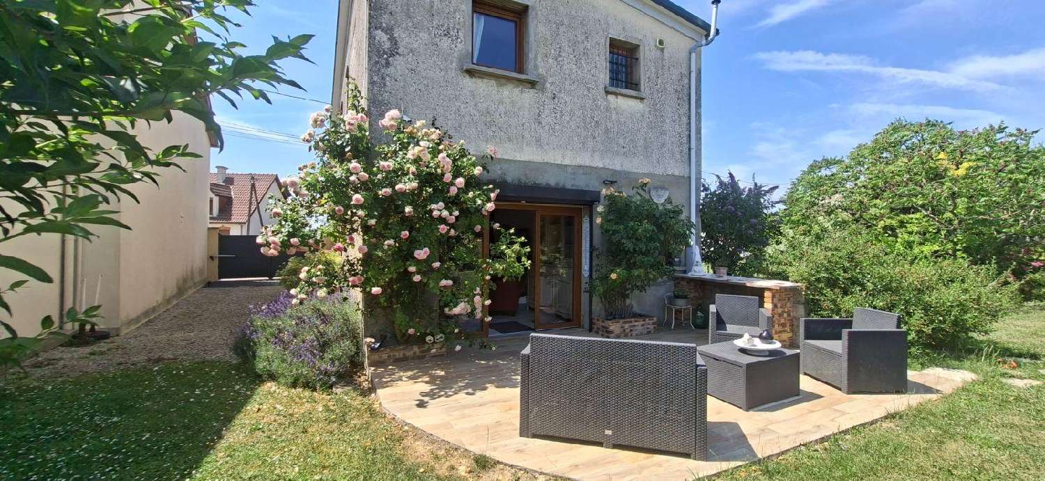  for sale house Crécy-sur-Serre Aisne 2
