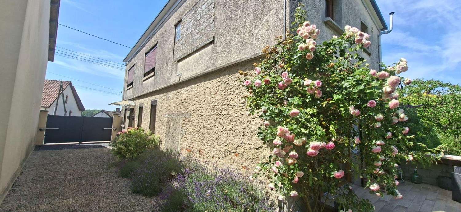  for sale house Crécy-sur-Serre Aisne 3