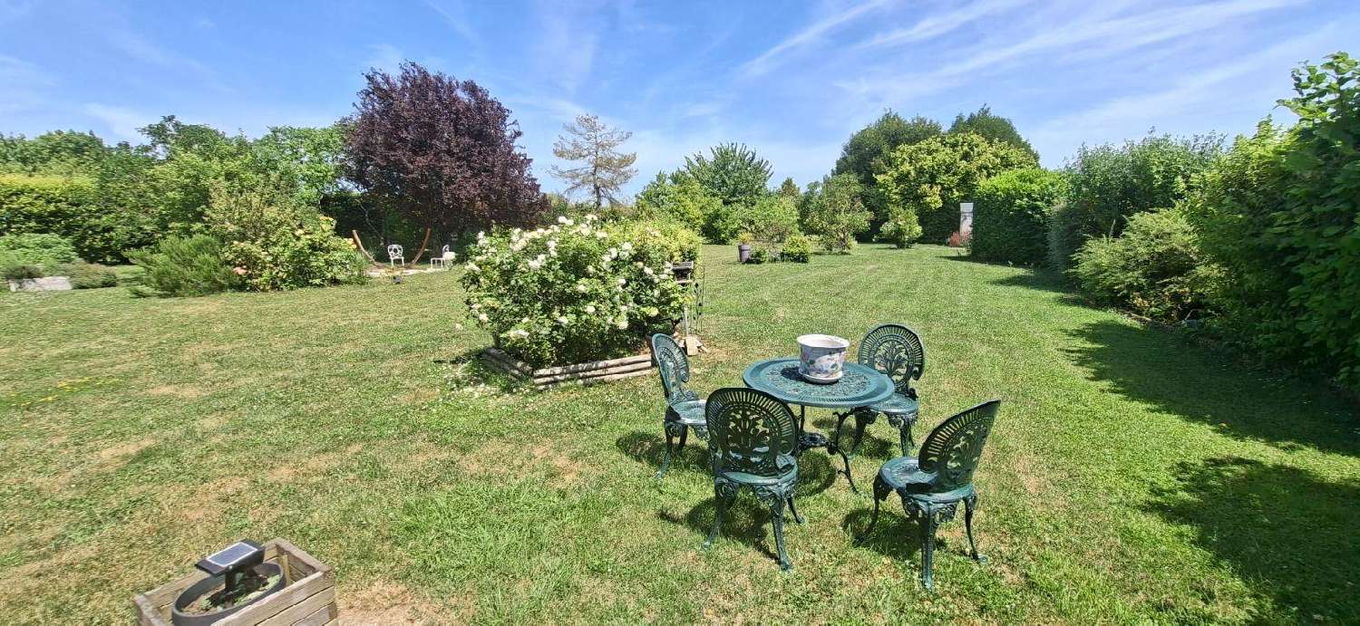  for sale house Crécy-sur-Serre Aisne 5