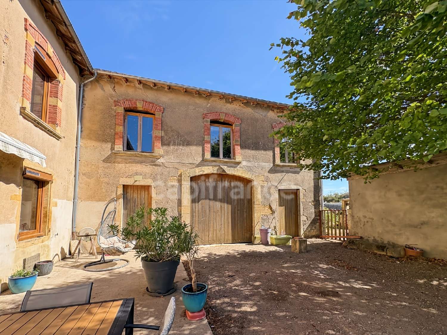 en venta casa Fleury-la-Montagne Saône-et-Loire 2