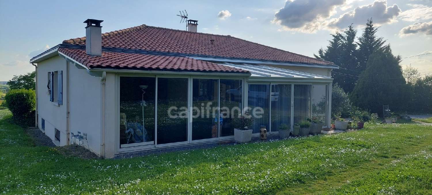 te koop huis Fontenay-le-Comte Vendée 4