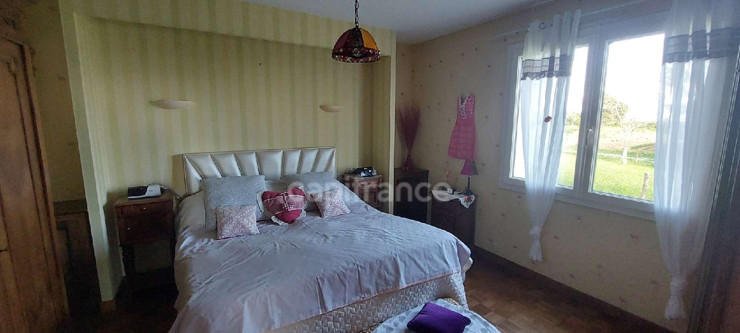 te koop huis Fontenay-le-Comte Vendée 8