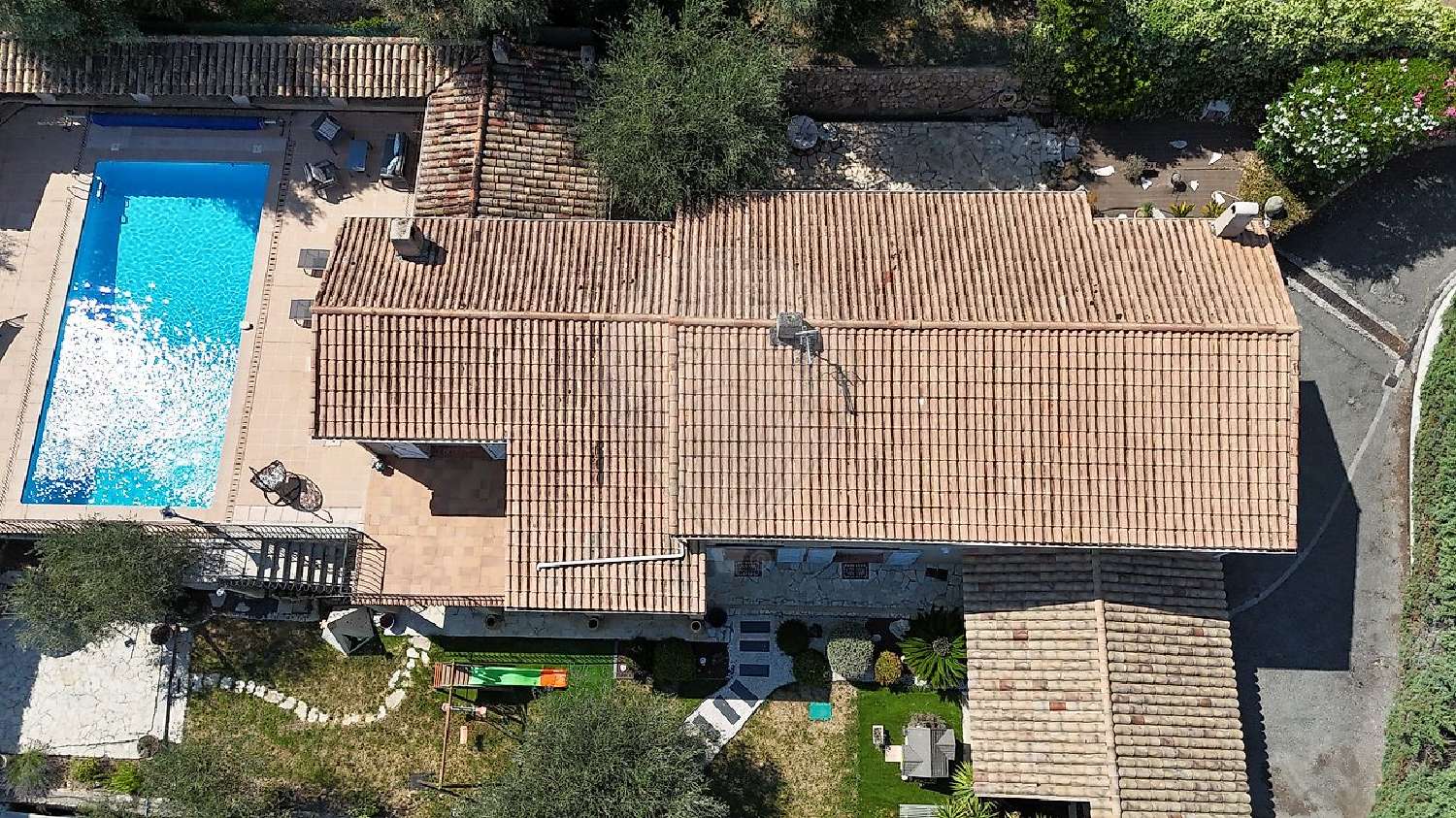  à vendre maison Gattières Alpes-Maritimes 5