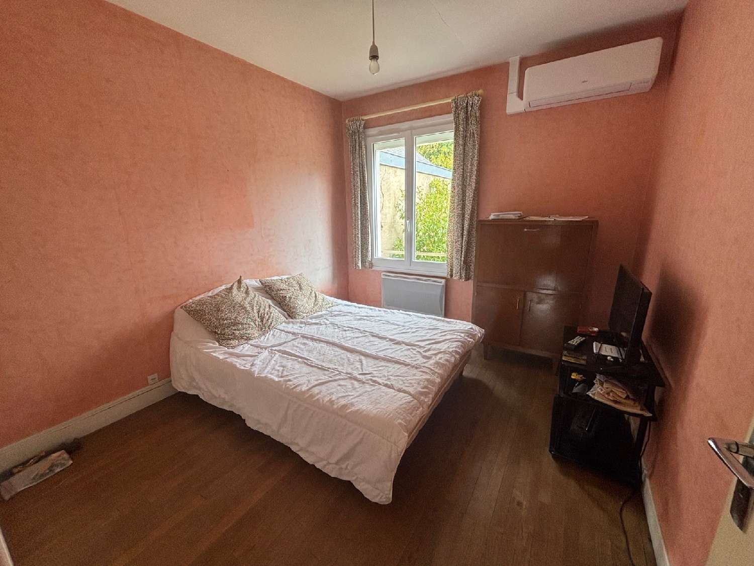 for sale house La Guerche-sur-l'Aubois Cher 3