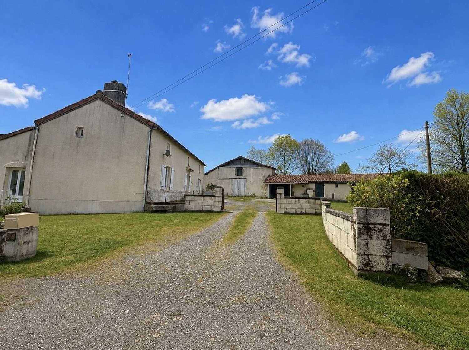  te koop huis Largeasse Deux-Sèvres 1
