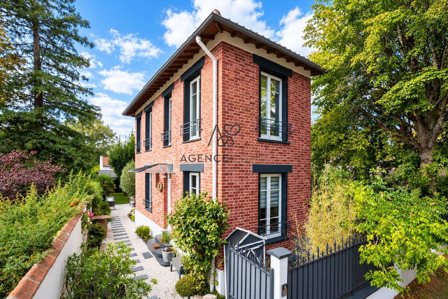  for sale house Le Vésinet Yvelines 1