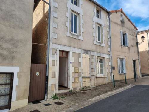 Lussac-les-Châteaux Vienne maison foto 7409779