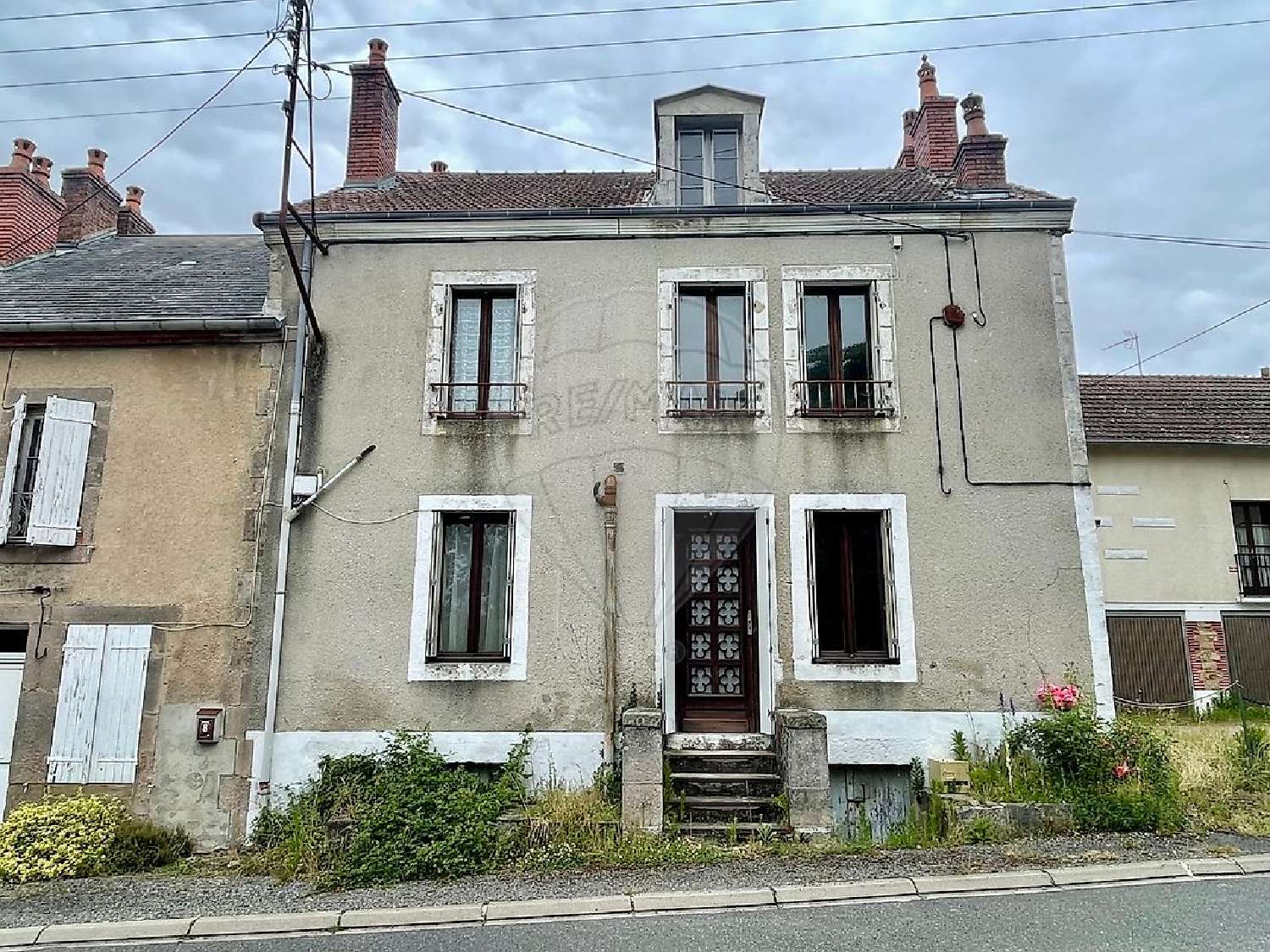 te koop huis Luzy Nièvre 1