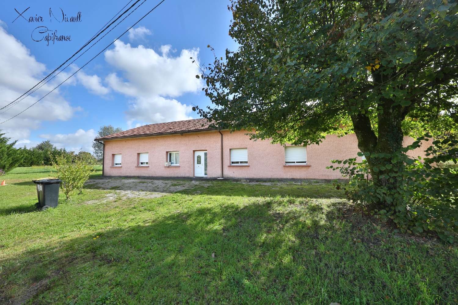 en venta casa Mantenay-Montlin Ain 1