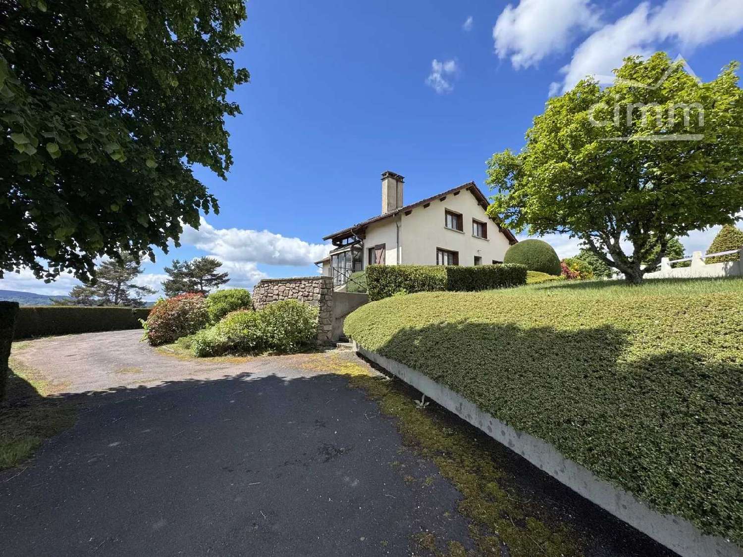 à vendre maison Marat Puy-de-Dôme 1
