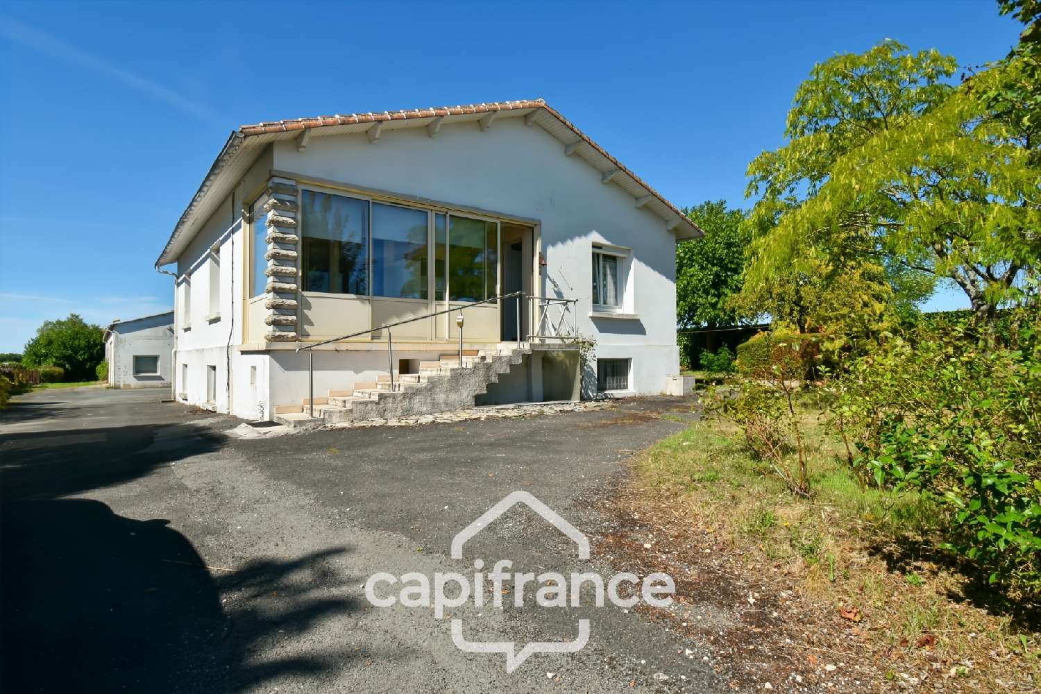 à vendre maison Mazeray Charente-Maritime 2