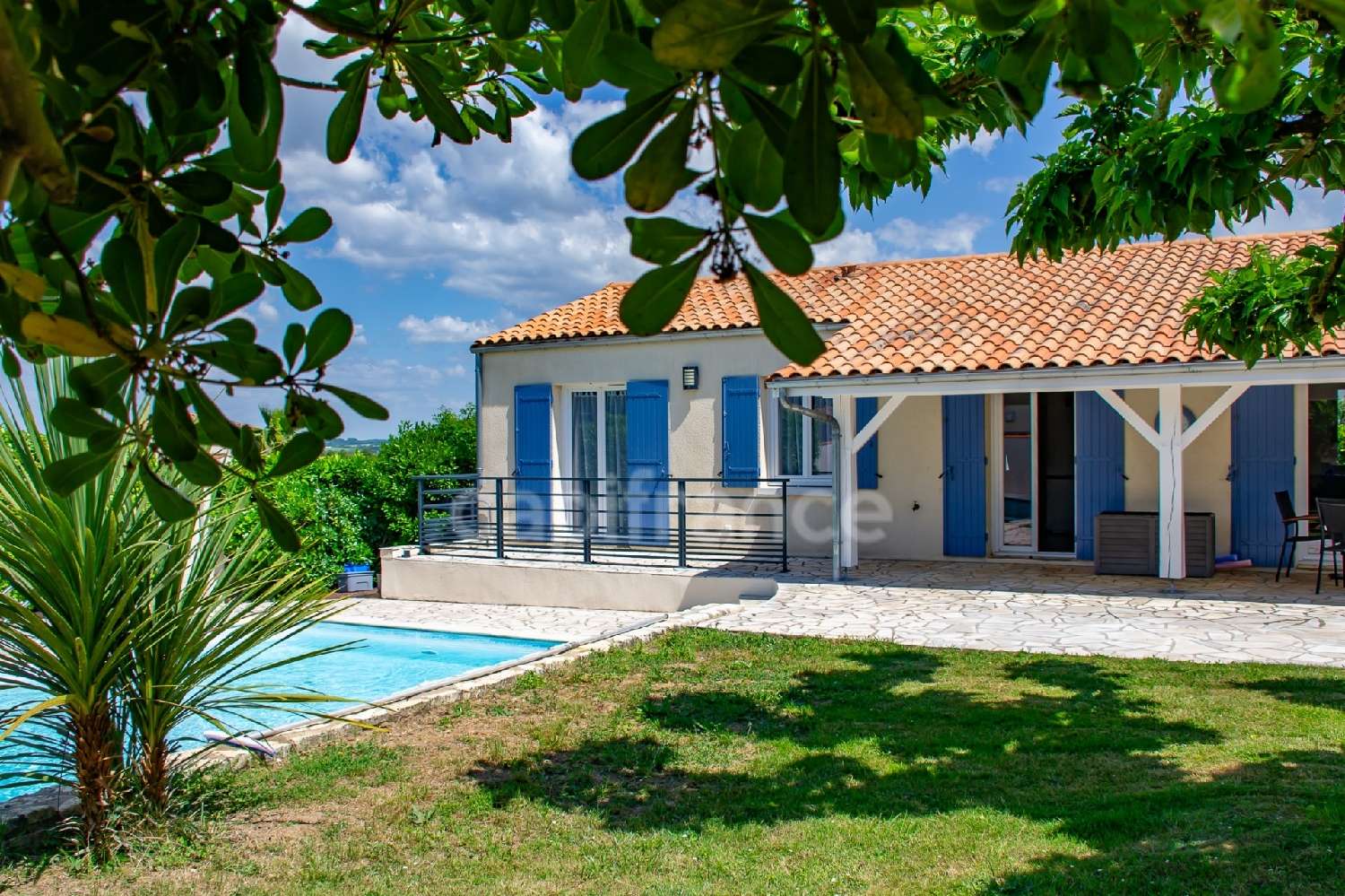  for sale house Meschers-sur-Gironde Charente-Maritime 1