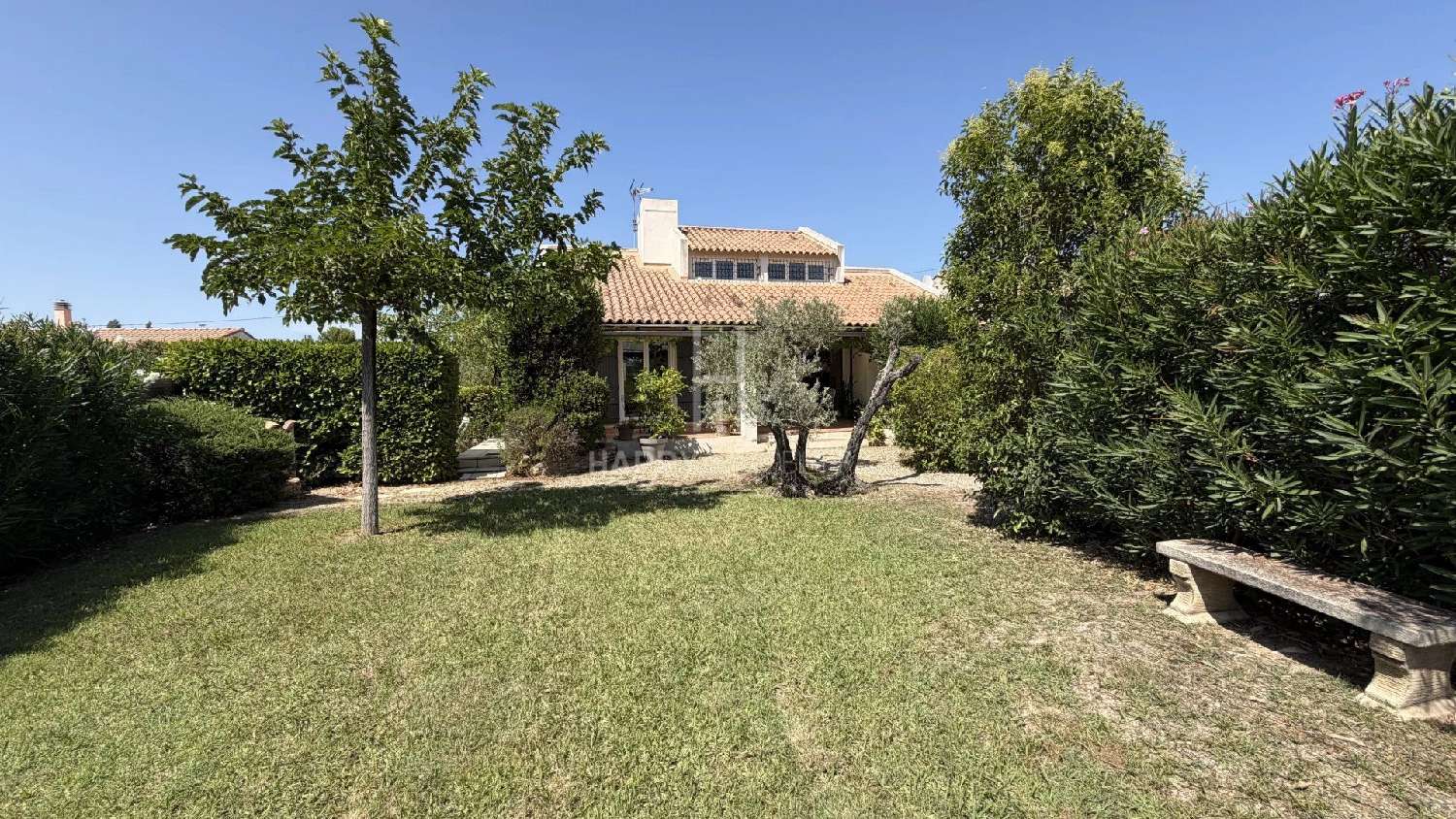 en venta casa Mouriès Bocas del Ródano 1