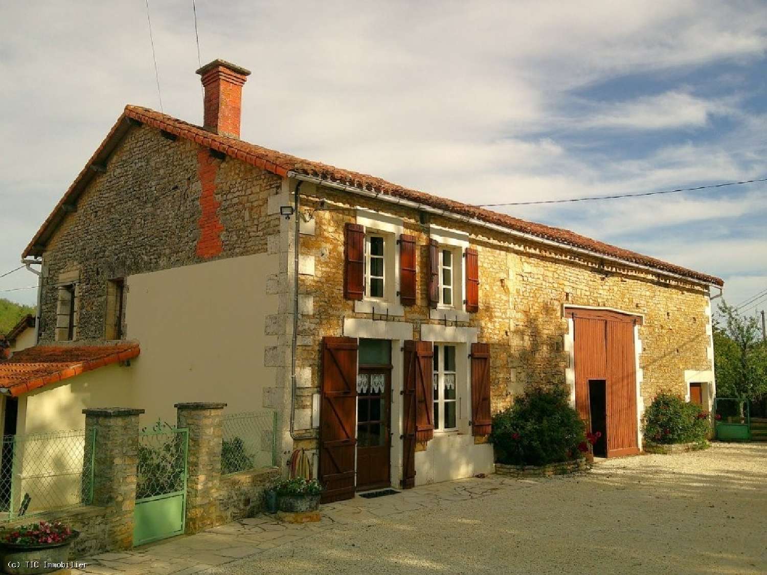 à vendre maison Mouton Charente 2